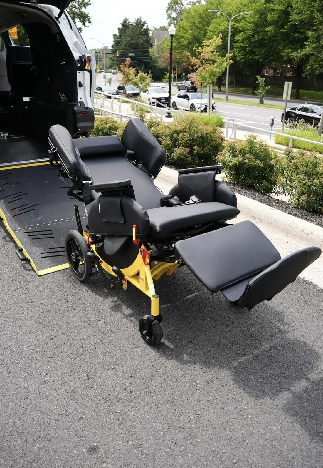 Specialized seating loading